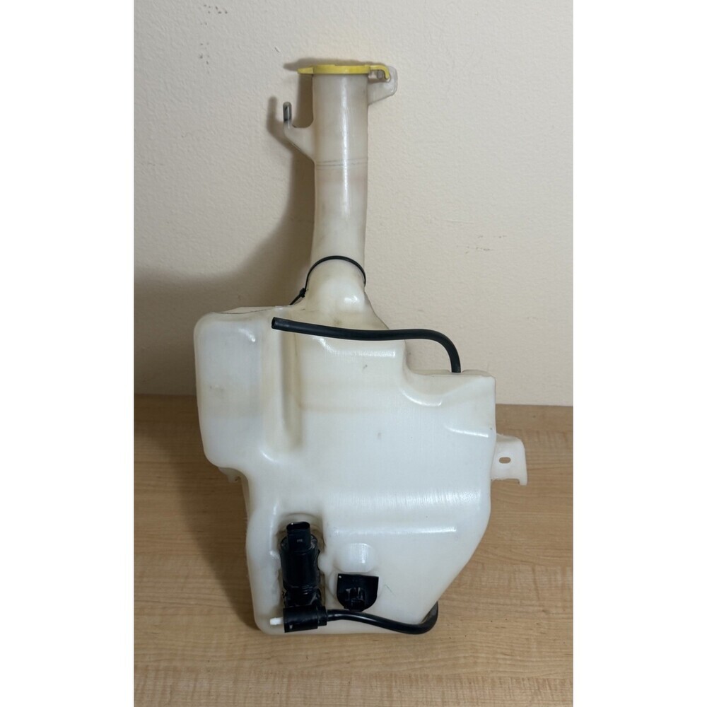2011-2016 Town & Country 2011-20 Grand Caravan Windshield Washer Fluid Reservoir